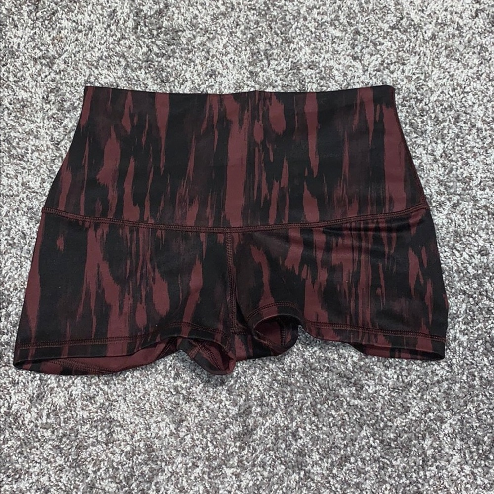 lululemon spandex shorts